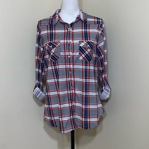 NWOT Passport woman’s Flannel shirt Size Xl but fit size Large Run smaller